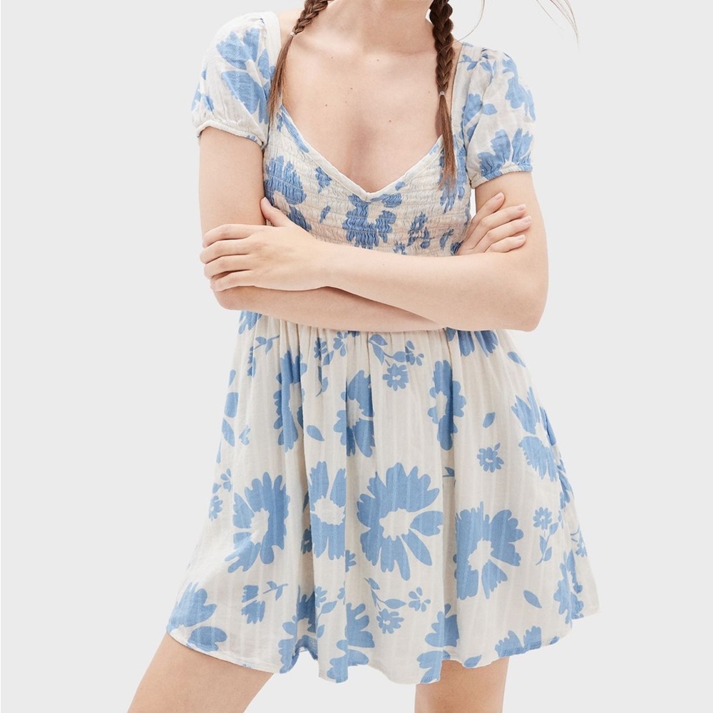 American Eagle | Puff sleeve smocked floral Mini Dress